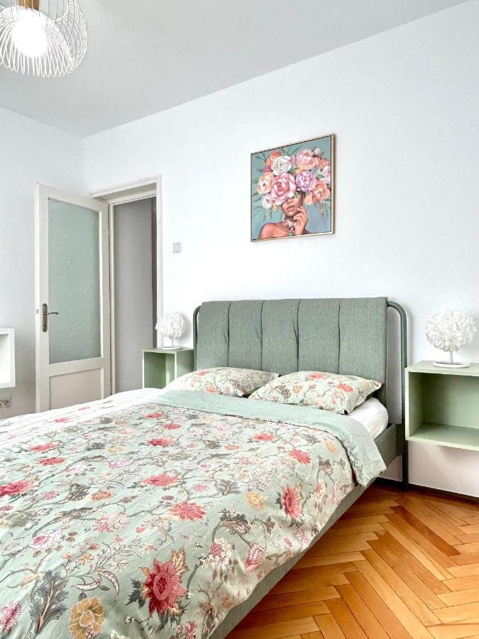 Parliament Central Apartment Bucarest Extérieur photo
